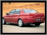 Alfa Romeo 166